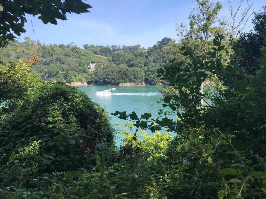 Rockferry 3 Bed Central Apartment + Parking Permit Dartmouth Eksteriør billede